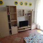 Yellow Submarine Apartman Lucija