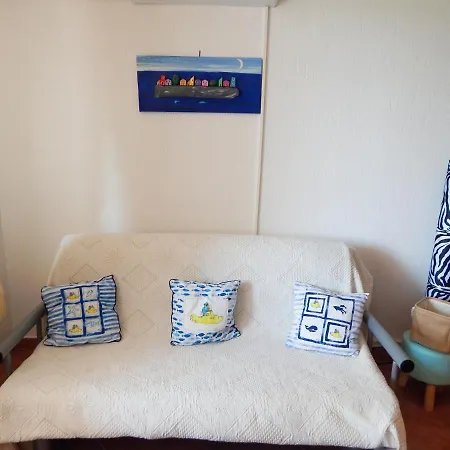 Apartment Yellow Submarine *