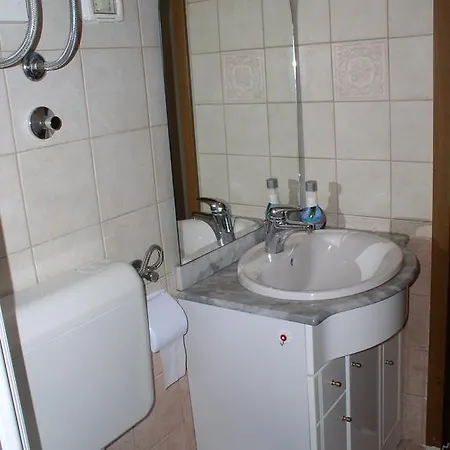 Yellow Submarine * Lucija