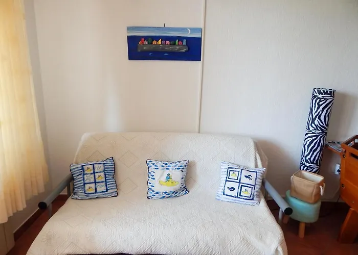 アパート Yellow Submarine *