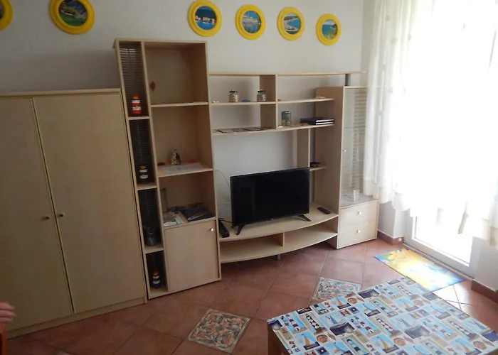 Yellow Submarine شقة لوسيا