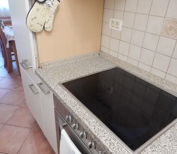 アパート Yellow Submarine *