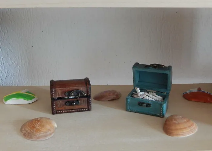 Yellow Submarine アパート *